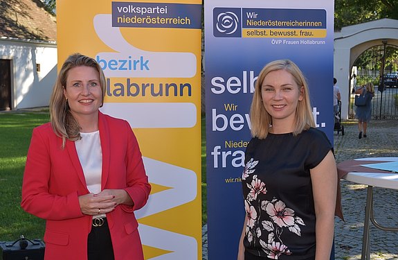 BM Susanne Raab zu Besuch in Hollabrunn BM Susanne Raab zu Besuch in Hollabrunn